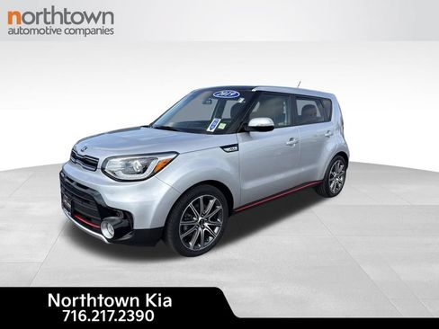 Used 2019 Kia Soul ! w/ Technology Package FWD image 1