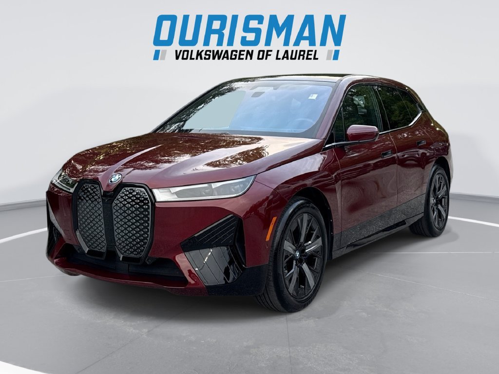 Used 2024 BMW iX xDrive50 w/ Sport Package AWD/4WD image 1