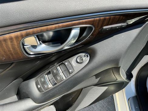Used 2015 INFINITI Q50 Premium w/ Deluxe Touring Package image 26