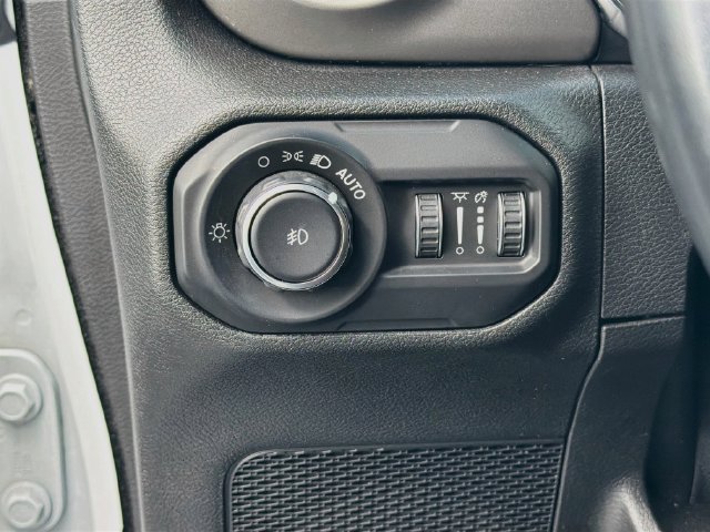 Used 2021 Jeep Wrangler Unlimited Sport AWD/4WD image 11