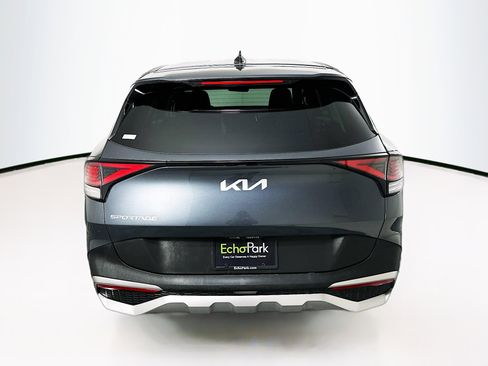 Used 2025 Kia Sportage LX image 7