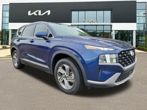 Used 2022 Hyundai Santa Fe SE image 1