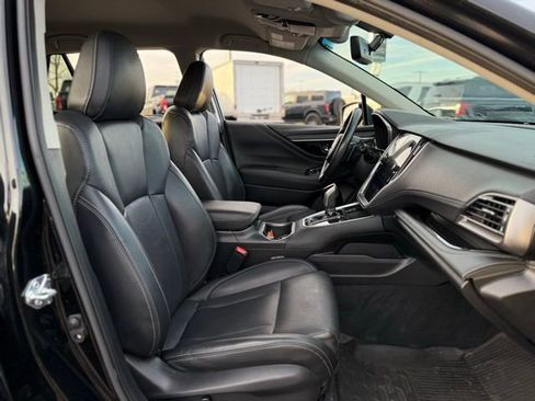 Used 2022 Subaru Outback Limited image 16