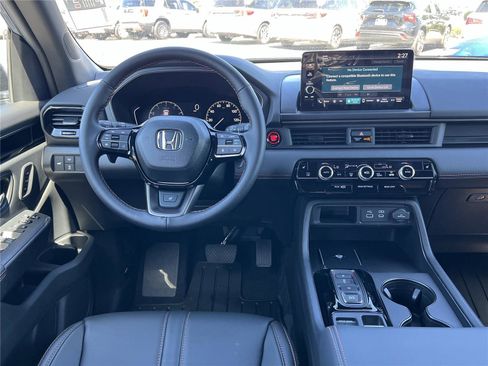New 2025 Honda Pilot TrailSport image 6