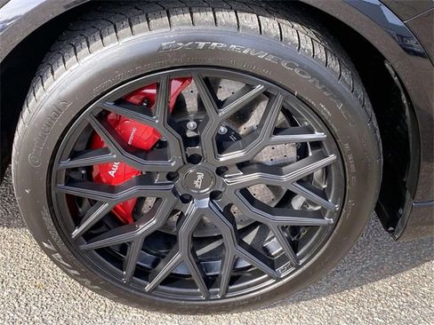 Used 2021 Audi RS Q8 w/ Carbon Optic Package image 25