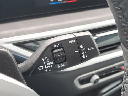 Certified 2025 BMW X5 xDrive40i w/ M Sport Package image 16