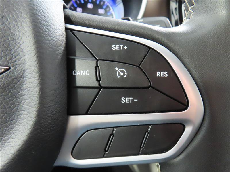 Used 2023 Chrysler Voyager LX FWD image 21
