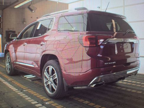 Used 2019 GMC Acadia Denali w/ Technology Package AWD/4WD image 4
