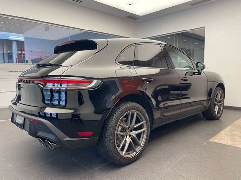 New 2026 Porsche Macan image 9