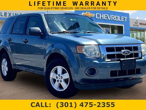 Used 2011 Ford Escape XLS w/ 101A Rapid Spec Order Code FWD image 1