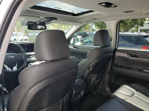 Used 2021 Hyundai Palisade SEL w/ Cargo Package FWD image 14