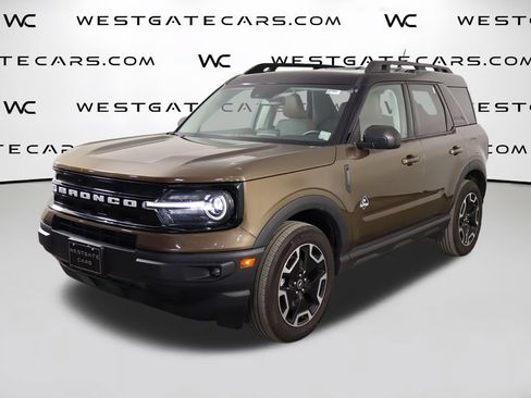 Used 2022 Ford Bronco Sport Outer Banks w/ Tech Package AWD/4WD image 1