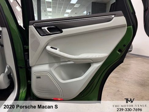 Used 2020 Porsche Macan S AWD/4WD image 29
