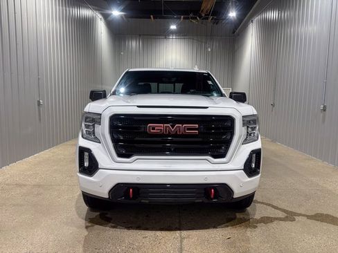 Used 2021 GMC Sierra 1500 AT4 w/ Technology Package image 11