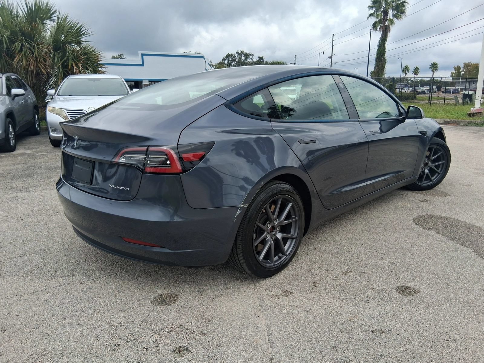 Used 2022 Tesla Model 3 Long Range AWD/4WD image 6