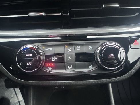 Certified 2024 Buick Envista Sport Touring w/ Convenience I Package image 24