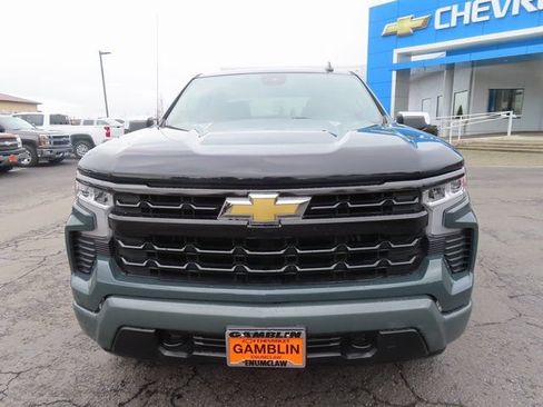 Used 2025 Chevrolet Silverado 1500 LT AWD/4WD image 2