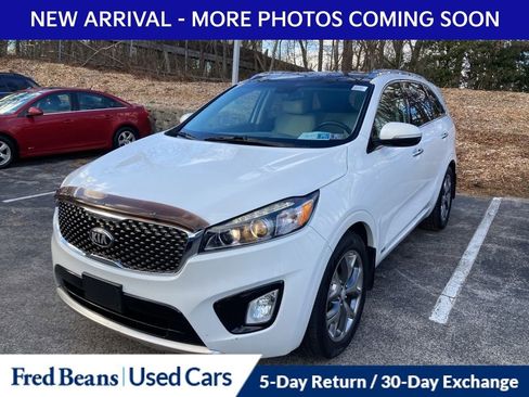Used 2017 Kia Sorento SX image 3