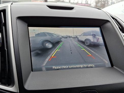 Used 2019 Ford Edge SEL w/ Equipment Group 201A image 20