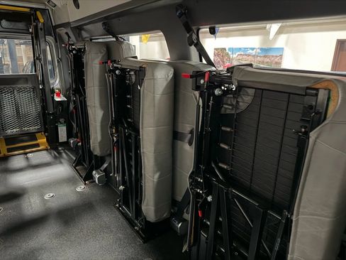 Used 2014 Ford E-250 and Econoline 250 Extended w/ Power Group image 65