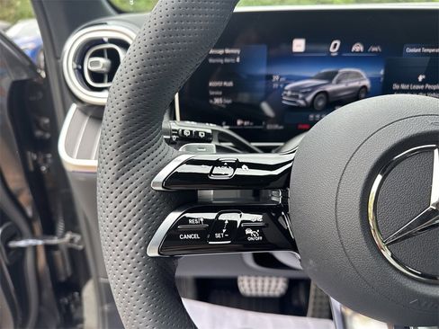 New 2026 Mercedes-Benz GLC 300 4MATIC image 23