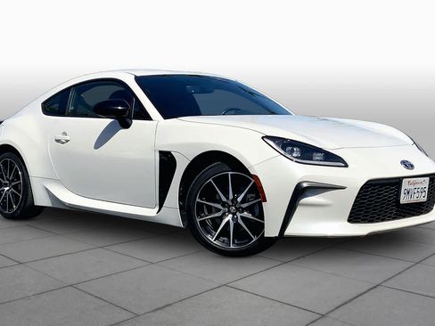 Certified 2024 Toyota GR86 RWD image 2