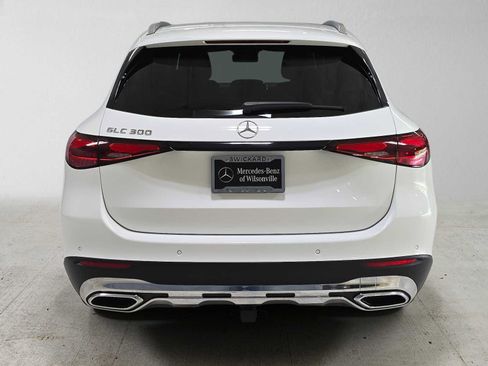 Used 2024 Mercedes-Benz GLC 300 image 4