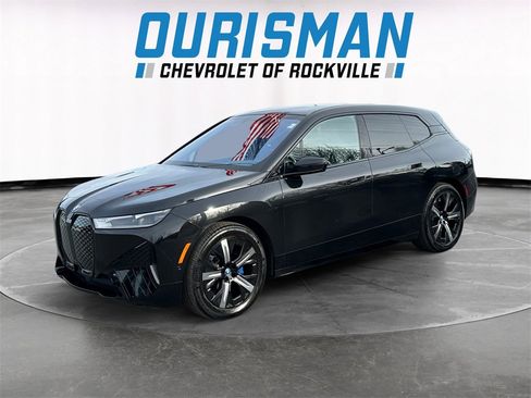 Used 2023 BMW iX xDrive50 w/ Premium Package image 2