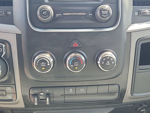 Certified 2018 RAM 1500 Tradesman w/ Popular Equipment Group AWD/4WD image 16