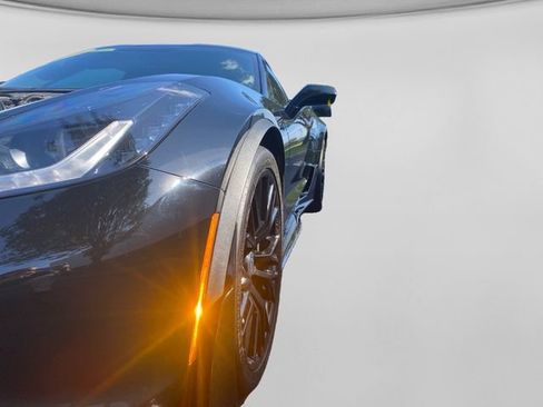 Used 2016 Chevrolet Corvette Z06 w/ 3LZ Preferred Equipment Group RWD image 29