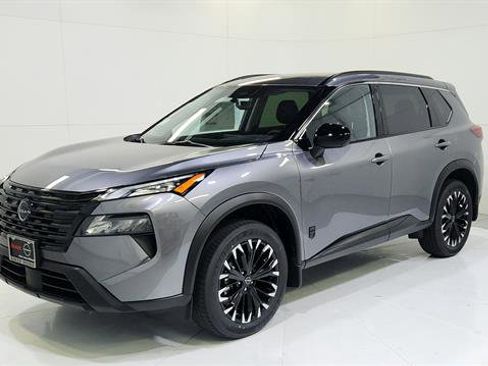 New 2026 Nissan Rogue Dark Armor FWD image 3