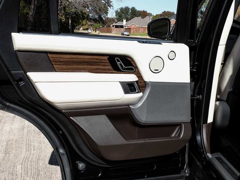 Used 2019 Land Rover Range Rover Long Wheelbase Supercharged image 46