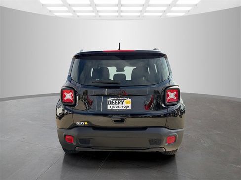 Used 2020 Jeep Renegade Altitude image 5