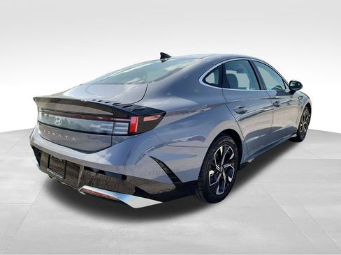 Used 2024 Hyundai Sonata SEL FWD image 7
