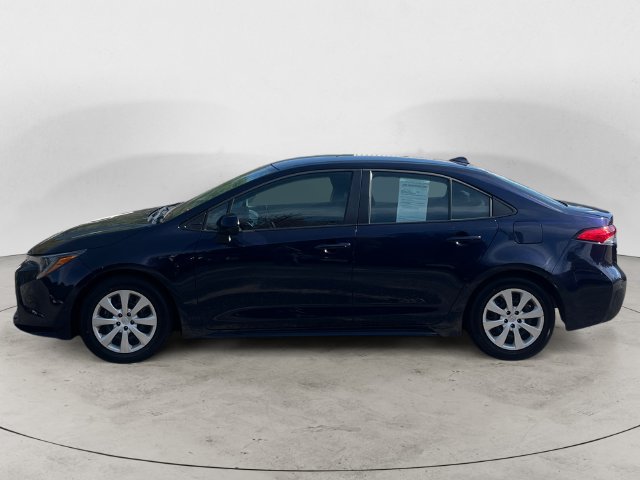 Used 2024 Toyota Corolla LE FWD image 2