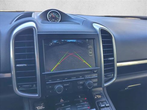 Used 2012 Porsche Cayenne S AWD/4WD image 9