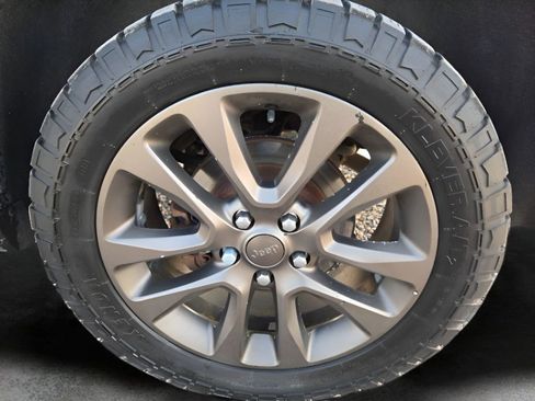 Used 2017 Jeep Grand Cherokee Limited 75th Anniversary image 39