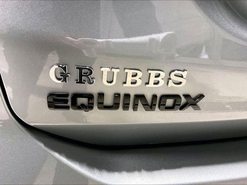 Used 2023 Chevrolet Equinox RS image 38