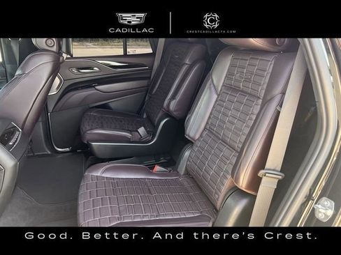 Used 2022 Cadillac Escalade Sport Platinum w/ Heavy-Duty Trailer Package AWD/4WD image 31