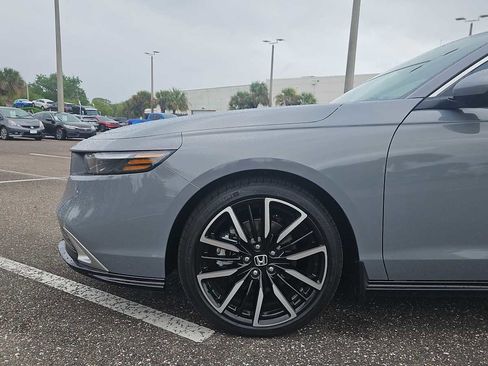 Certified 2025 Honda Accord Touring image 19