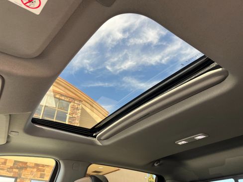 Used 2023 Chevrolet Silverado 3500 LTZ image 26