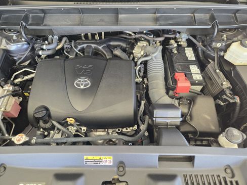 Used 2021 Toyota Highlander Platinum image 31