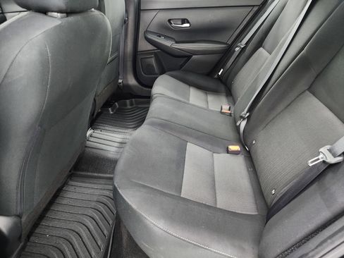 Used 2023 Nissan Sentra SV image 9