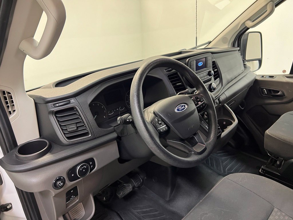 Used 2023 Ford Transit 250 Low Roof w/ Exterior Upgrade Package RWD image 17