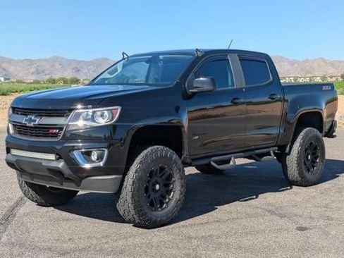 Used 2019 Chevrolet Colorado Z71 RWD image 32