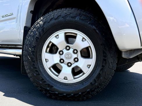 Used 2008 Toyota Tacoma PreRunner RWD image 11