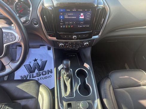 Used 2021 Chevrolet Traverse Premier image 17