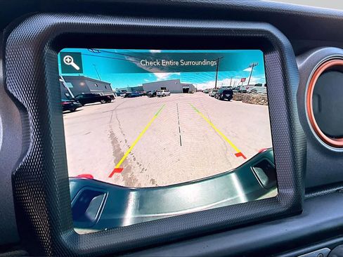 Used 2023 Jeep Gladiator Mojave w/ Trailer Tow Package AWD/4WD image 25