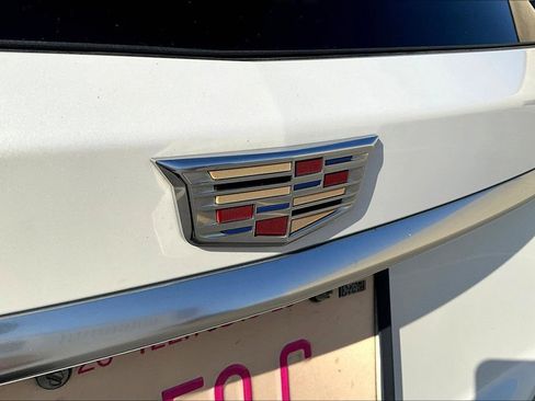 Used 2024 Cadillac XT6 Luxury w/ LPO, Floor Liner Package image 32