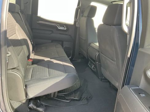 Used 2022 Chevrolet Silverado 1500 LT image 15